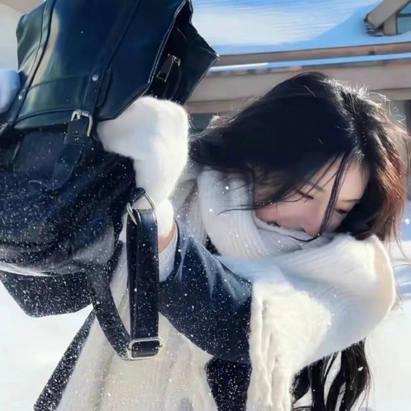 冰山下的守望者